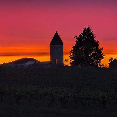 Enchanting Windmill Retreat Loubes-Bernac Экстерьер фото