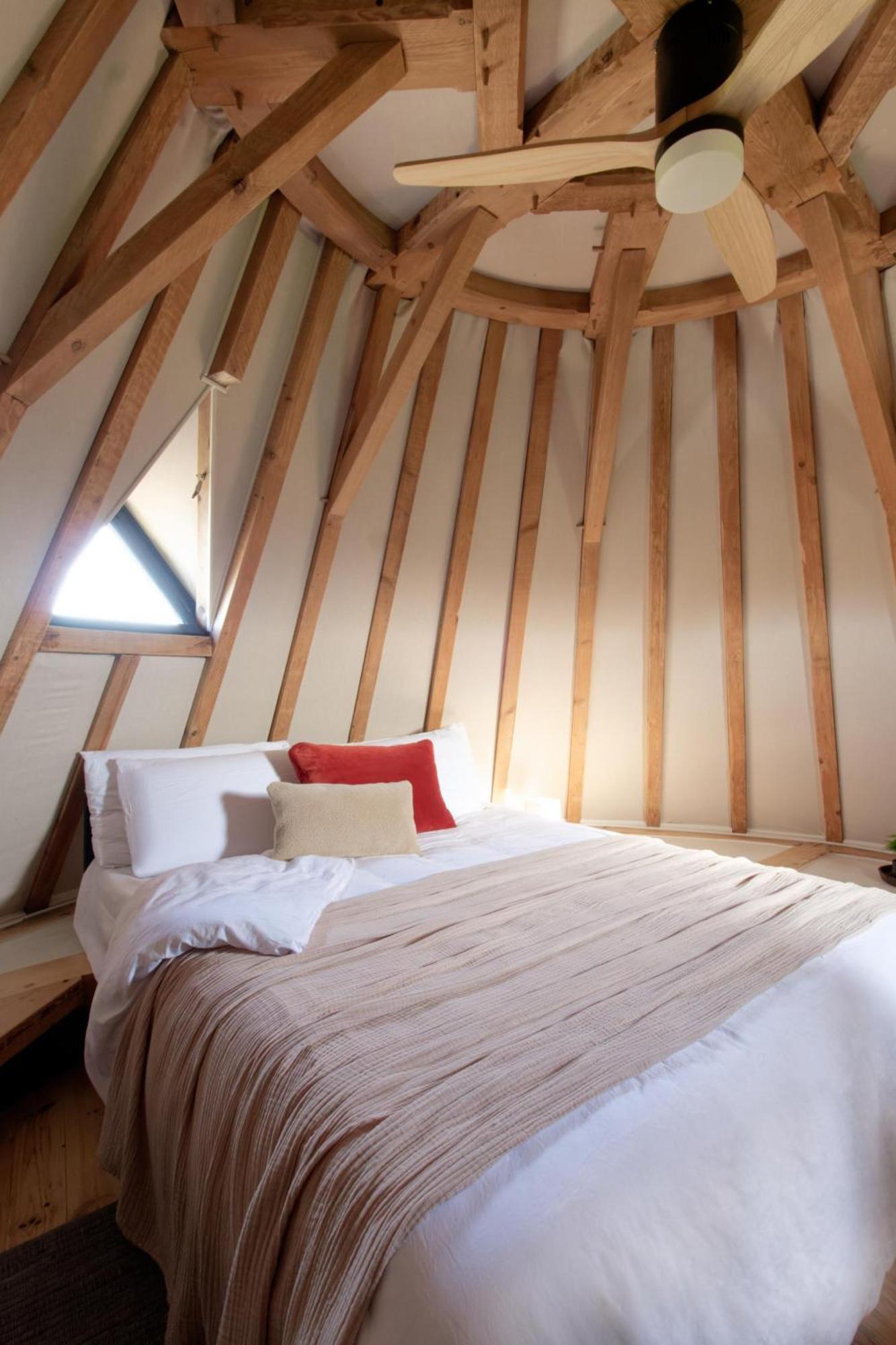 Enchanting Windmill Retreat Loubes-Bernac Экстерьер фото